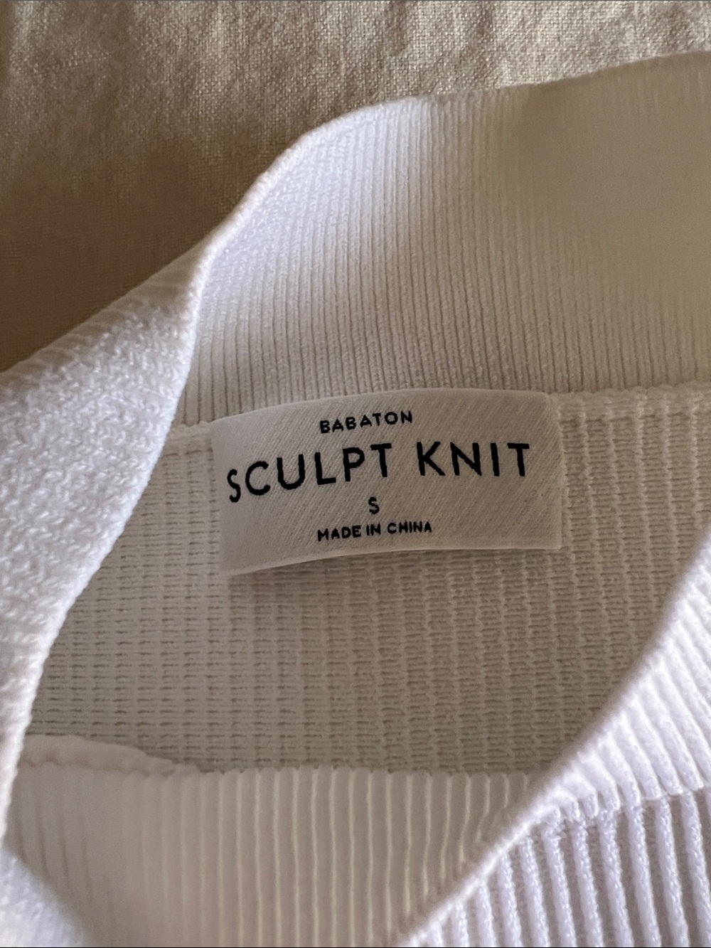Aritzia Babaton Sculpt Knit Mock Neck Tank - Picture 3 of 10